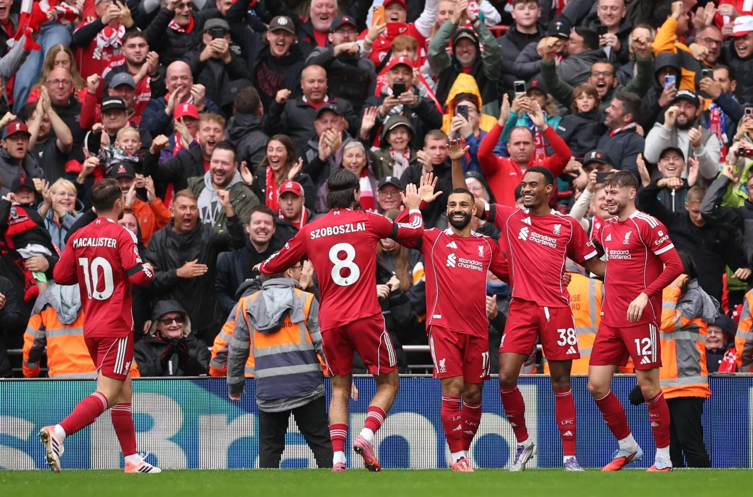 ليفربول ضد غلطة سراي: مواجهة نارية مرتقبة في دوري الابطال