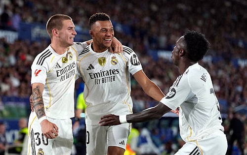 ريال مدريد يفوز علي ليفانتي 4-1 في الدوري الإسباني